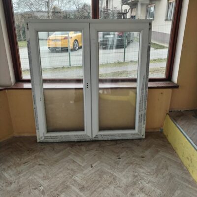 PVC PROZOR – 131 x 138,5 cm – DVOKRILNI – LIJEVO OTVARANJE
