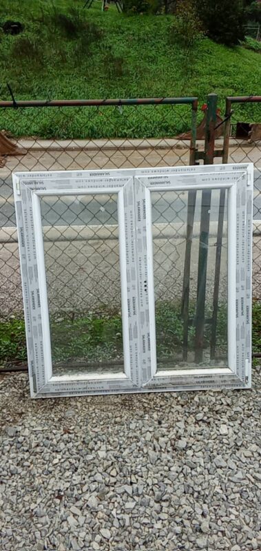 PVC PROZOR – 120 x 120 cm – DVOKRILNI – DESNO OTVARANJE