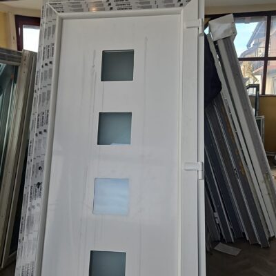 PVC ULAZNA VRATA – 105×286 cm – JEDNOKRILNA – DESNO OTVARANJE