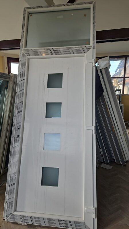 PVC ULAZNA VRATA – 105×286 cm – JEDNOKRILNA – DESNO OTVARANJE