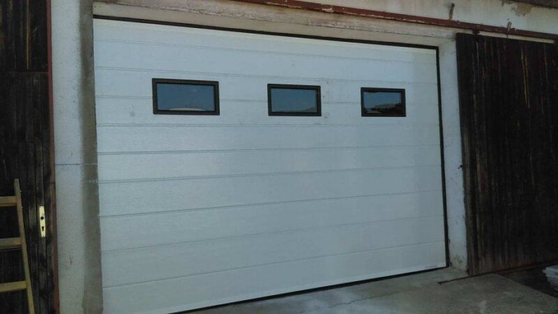 SEKCIJSKA GARAŽNA VRATA 225×222 – NAJJEFTINIJE U HRVATSKOJ