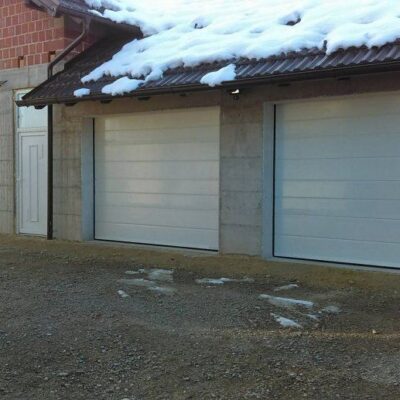 SEKCIJSKA GARAŽNA VRATA 225×261 – NAJJEFTINIJE U HRVATSKOJ