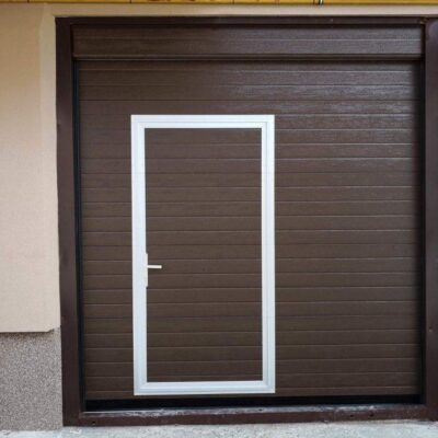 SEKCIJSKA GARAŽNA VRATA 250×250 – NAJJEFTINIJE U HRVATSKOJ