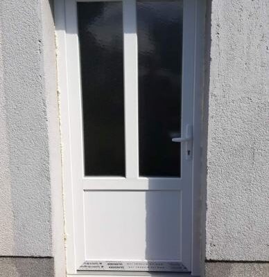 PVC ULAZNA VRATA SALAMANDER – NAJJEFTINIJA U HRVATSKOJ – NJEMAČKA KVALITETA